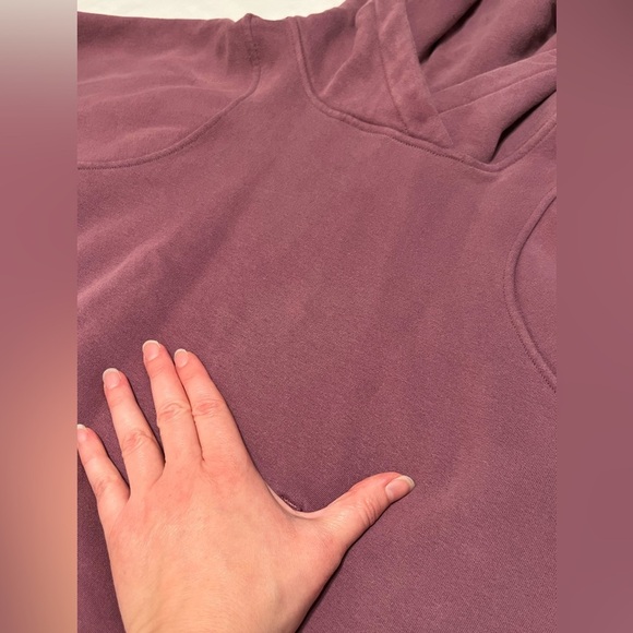 Lululemon Loungeful Hoodie - Picture 16 of 16